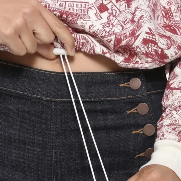 Harry Potter Hogwarts Sketch Red White Cinch Waist SweatShirt - Picture 2 of 7